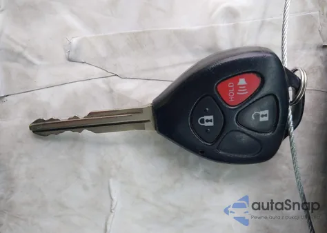 2011 Toyota Matrix из США, поврежденный, VIN 2T1KU4EE8BC616014